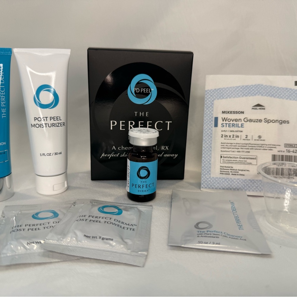 The Perfect Derma Peel - Professional Grade Chemical Peel Kit (New in Box)